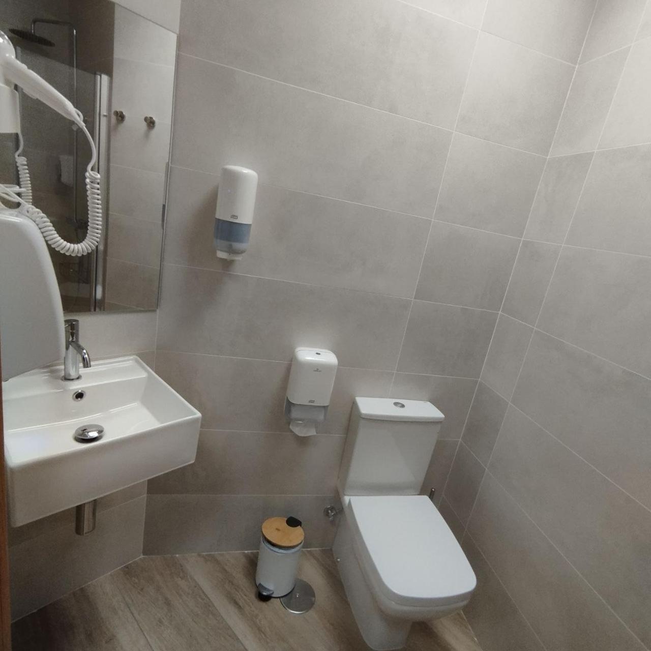 Dpaso Urban Hostel 庞特维德拉 外观 照片